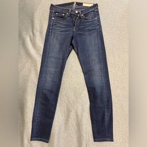Rag & bone women’s jeans. High rise Skinny. Size 28